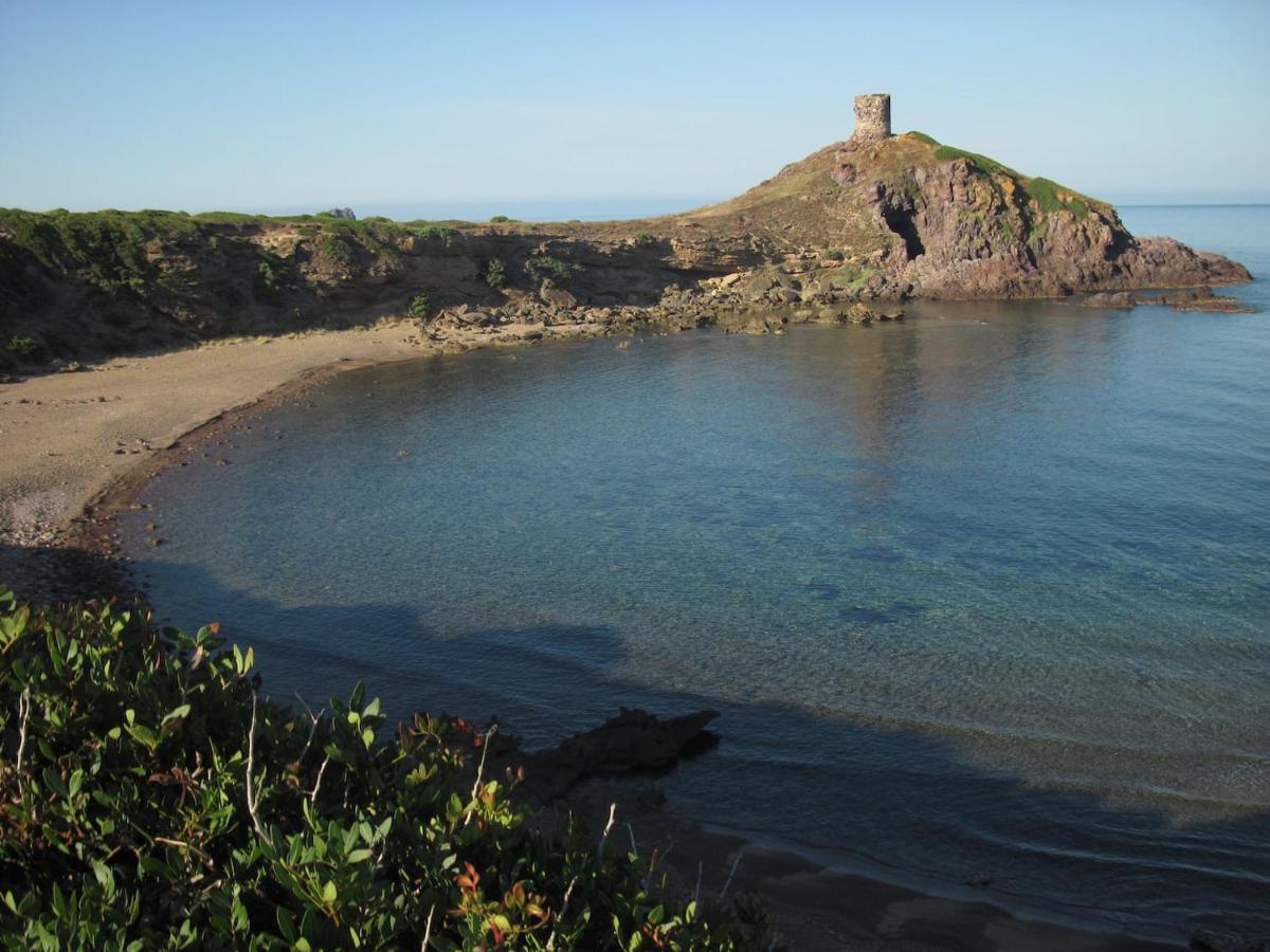 Porto Alabe Sardegna.... A Due Passi Dal Mare Apartman Tresnuraghes Kültér fotó
